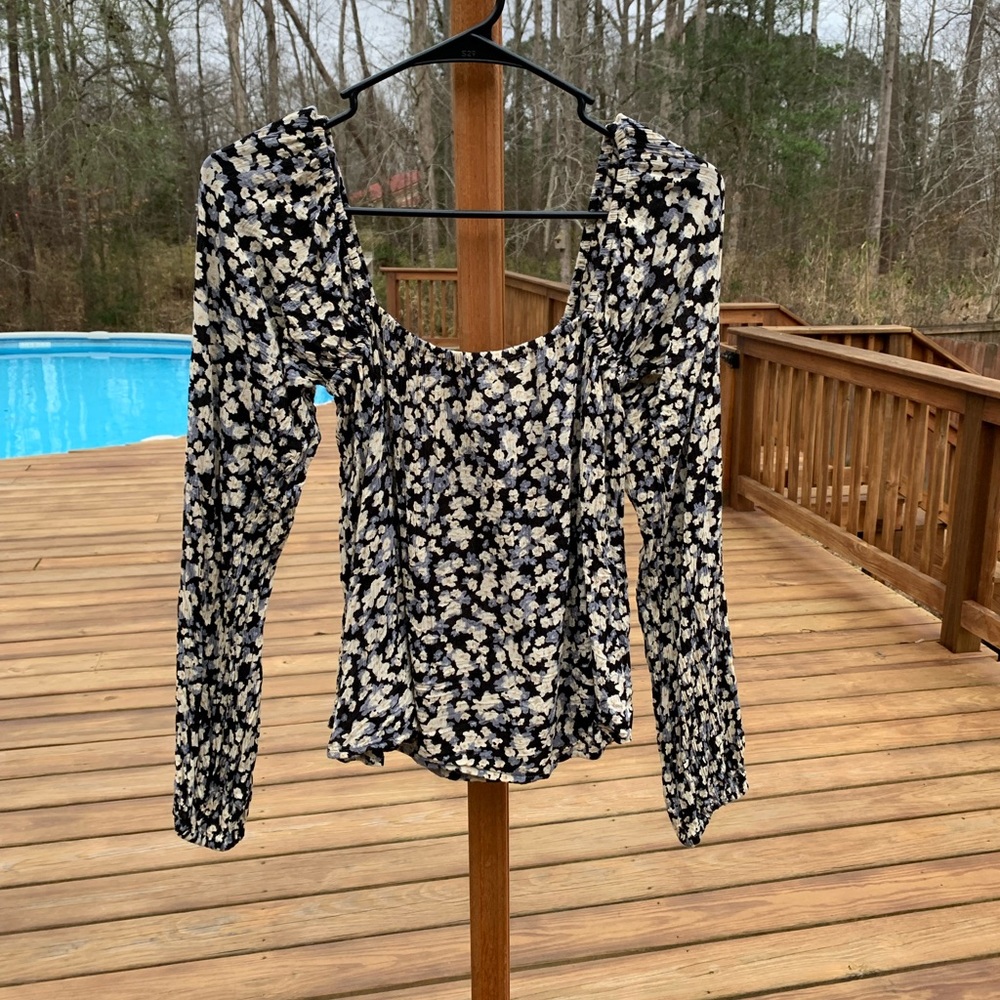 Billabong square neck shirt
